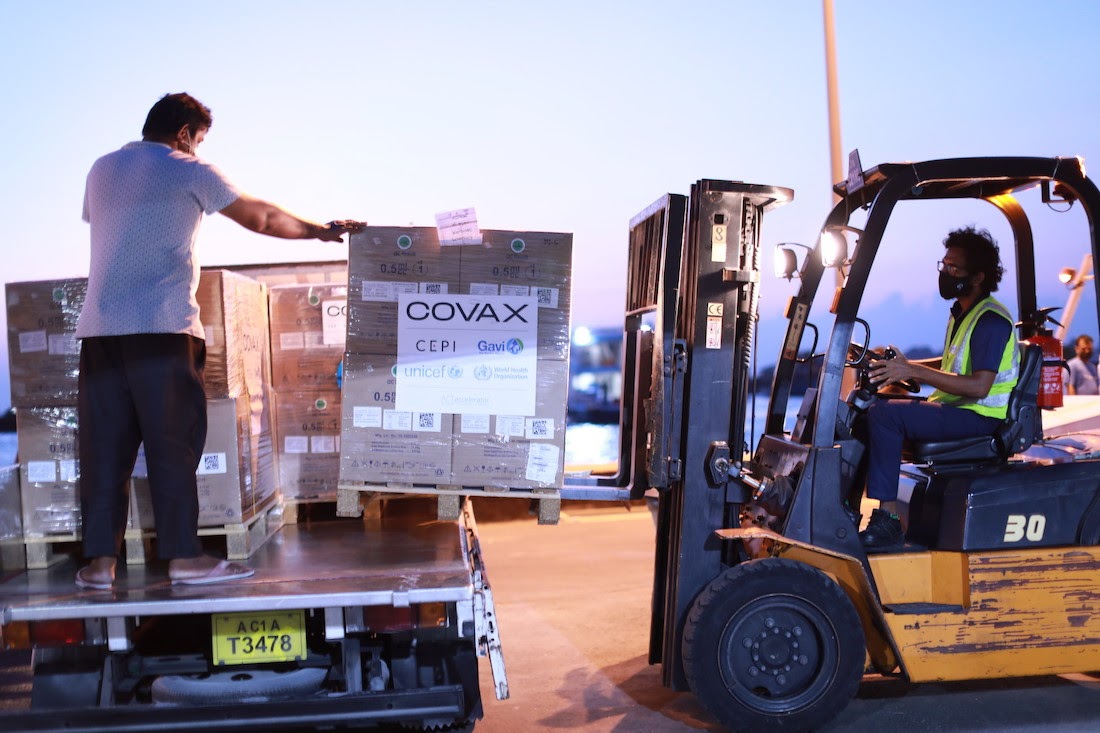 Syringes arrive in the Maldives to support the COVAX programme