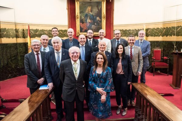 Expert members of the Roundtable on immunisation Spain